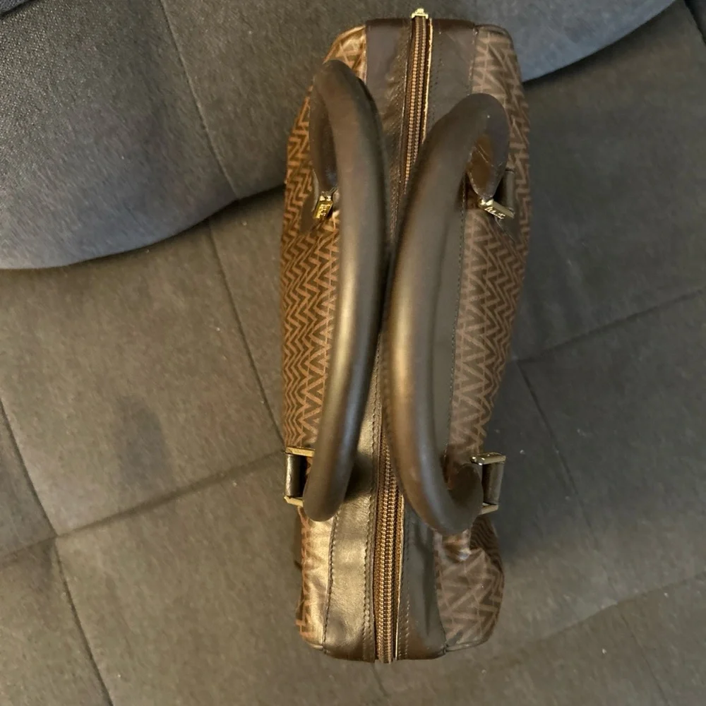 Authentic Mario Valentino Vintage Brown Boston 1970s Handbag W11.5 X 12.5H X 6.5